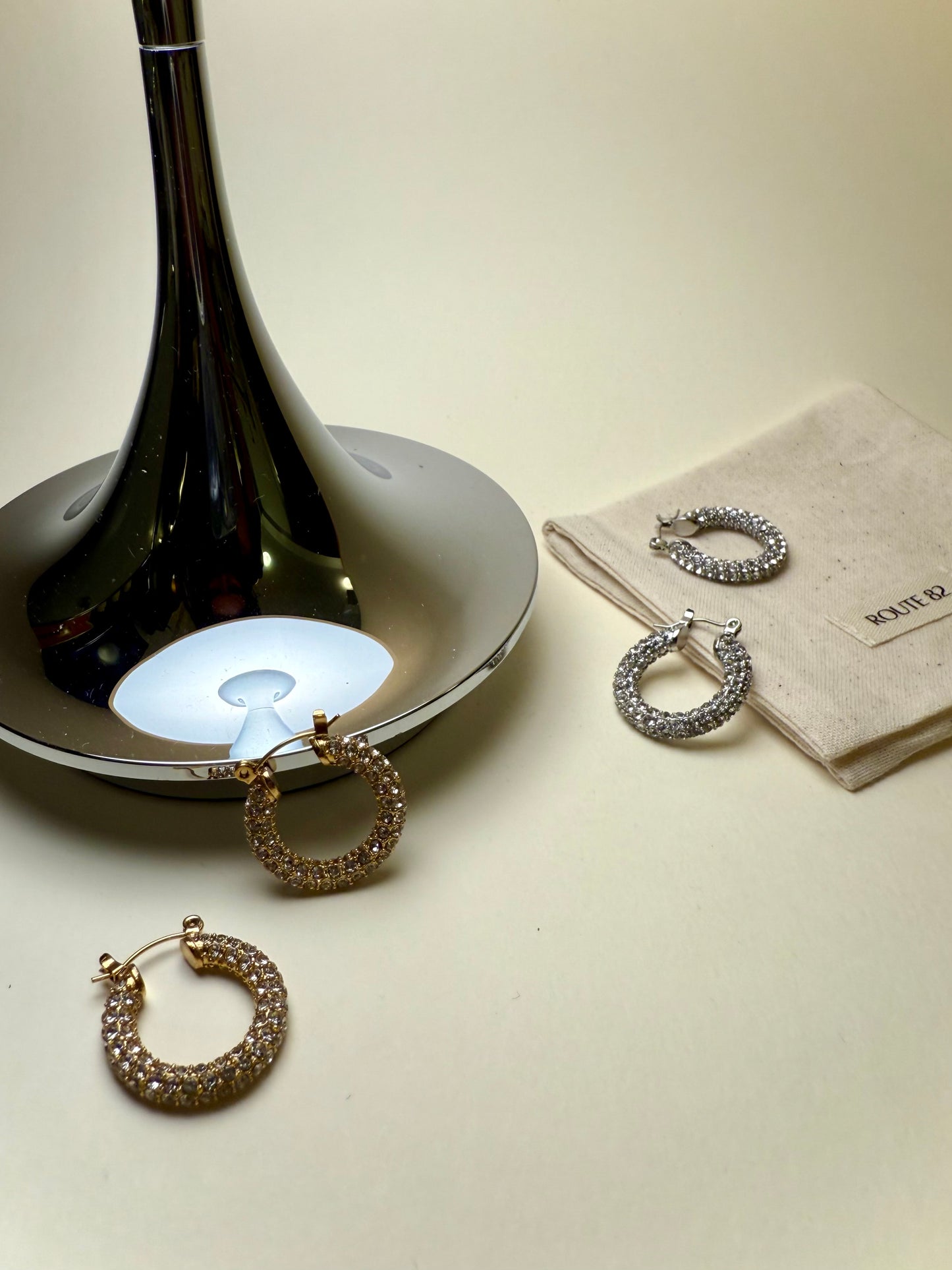 Luna Pavé Hoops