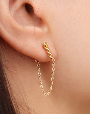 Duality Chain-Link Studs